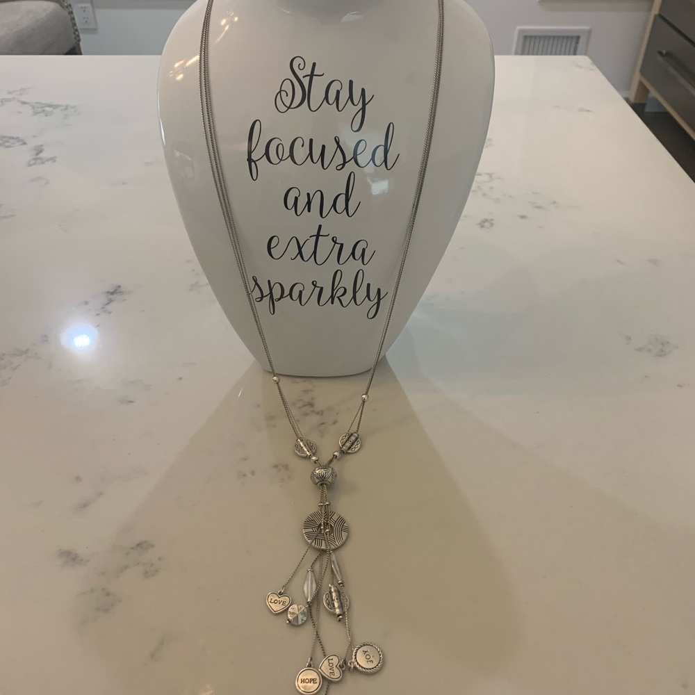 Lia sophia necklace